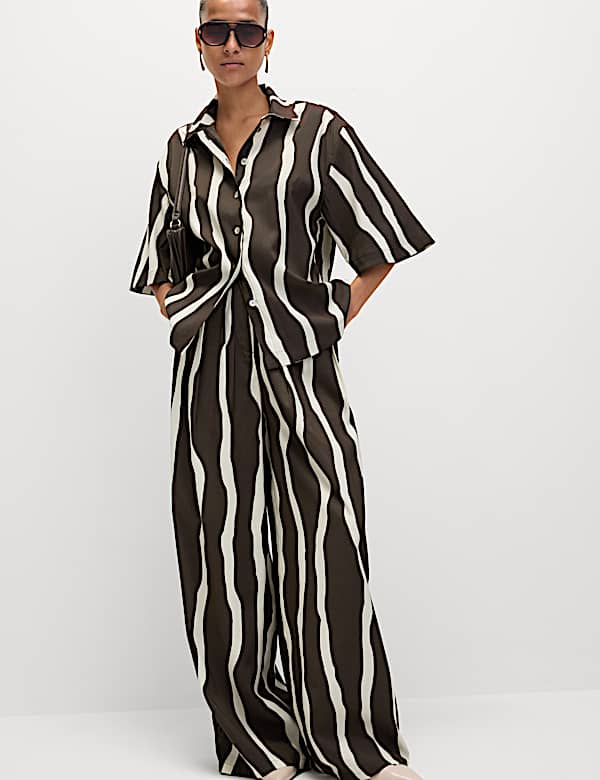 Printed Collared Oversized Resort Shirt