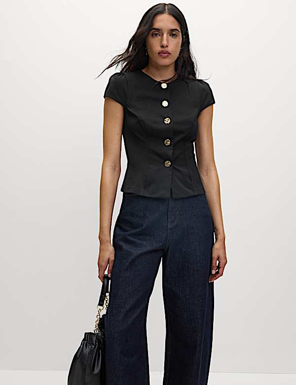 Τοπ με κοντά μανίκια και κουμπιά σε όλο το μήκος - GR