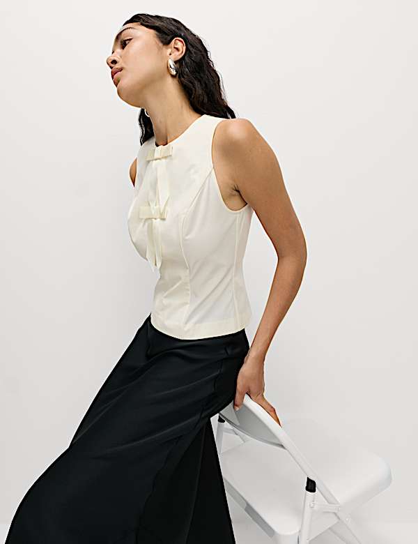 Bow Detail Waisted Top