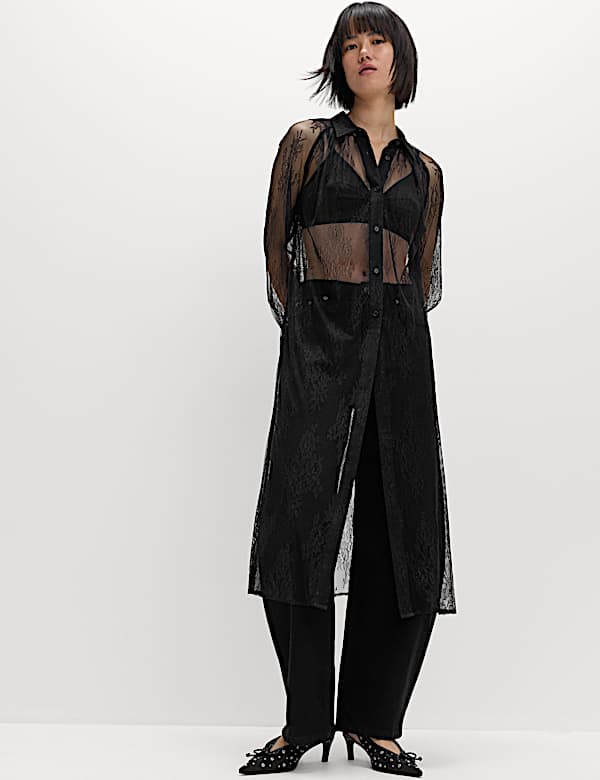 Lang geschnittenes Hemd mit Kragen und Spitze - DE