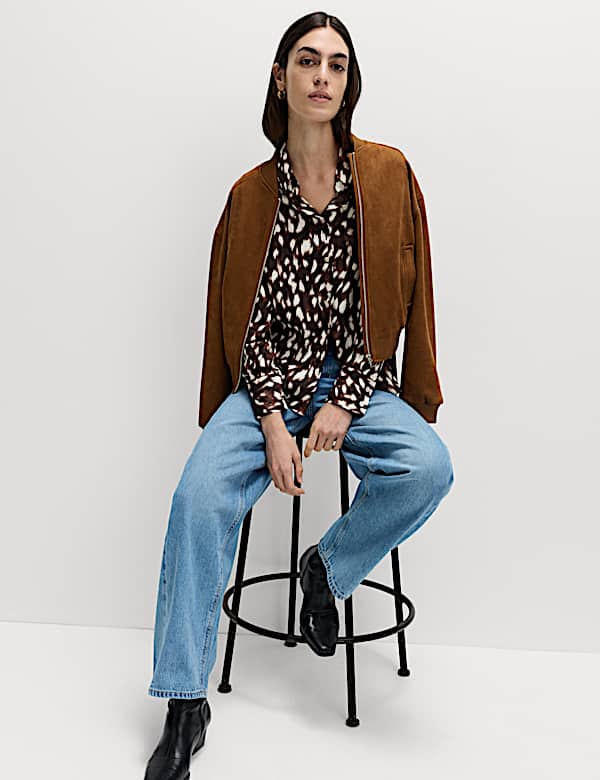 Kemeja Berkerah Motif Hewan - ID