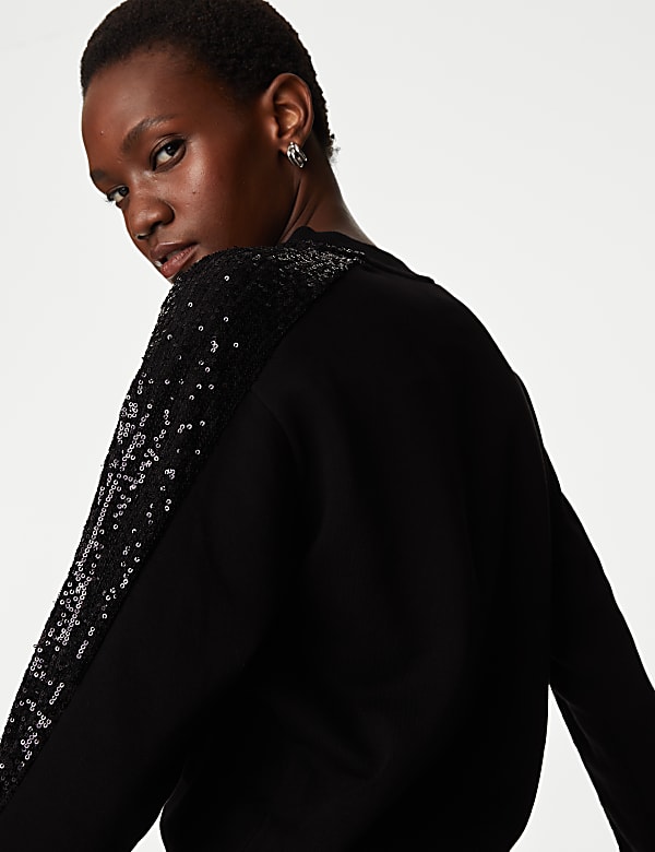Sweatshirt with sequins clearance
