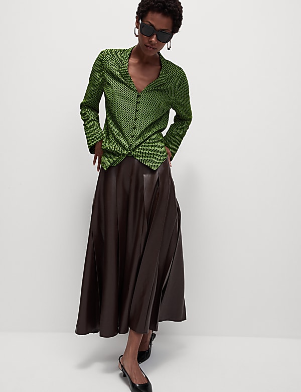 Printed Lapel Collar Shirt