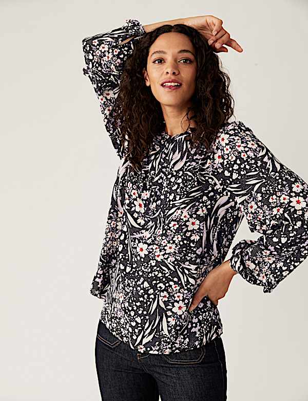 Star Print Sparkly Round Neck Blouse