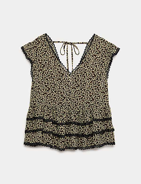 Ditsy Floral V-Neck Ruffle Top - IT