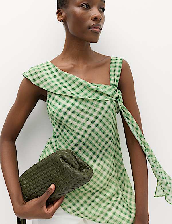 Checked Asymmetric Top - EE