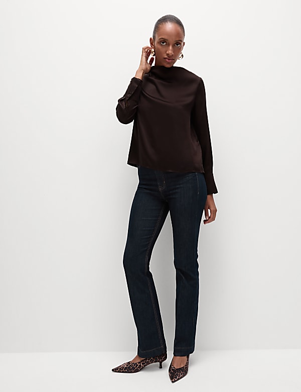 חולצה עם צווארון נשפך - IL