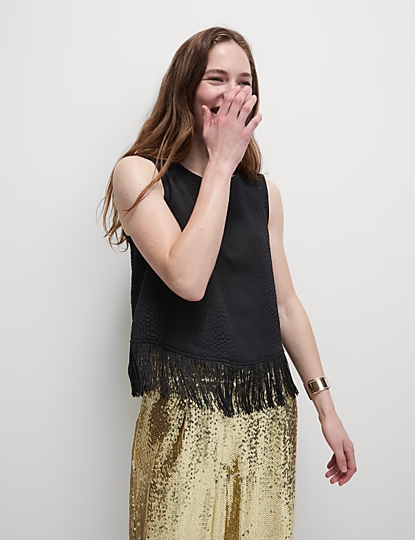 Textured Round Neck Tassel Blouse