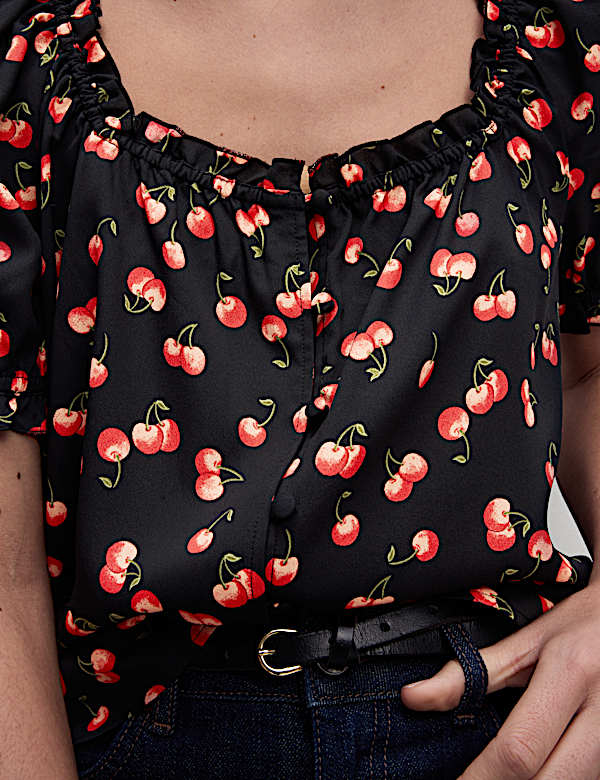 Printed Square Neck Puff Sleeve Blouse