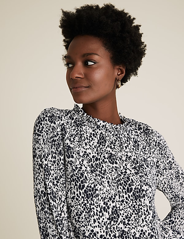 Animal Print Plisse Long Sleeve Blouse