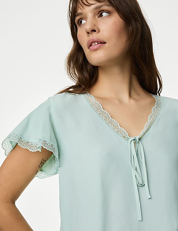 V-Neck Frill Detail Top
