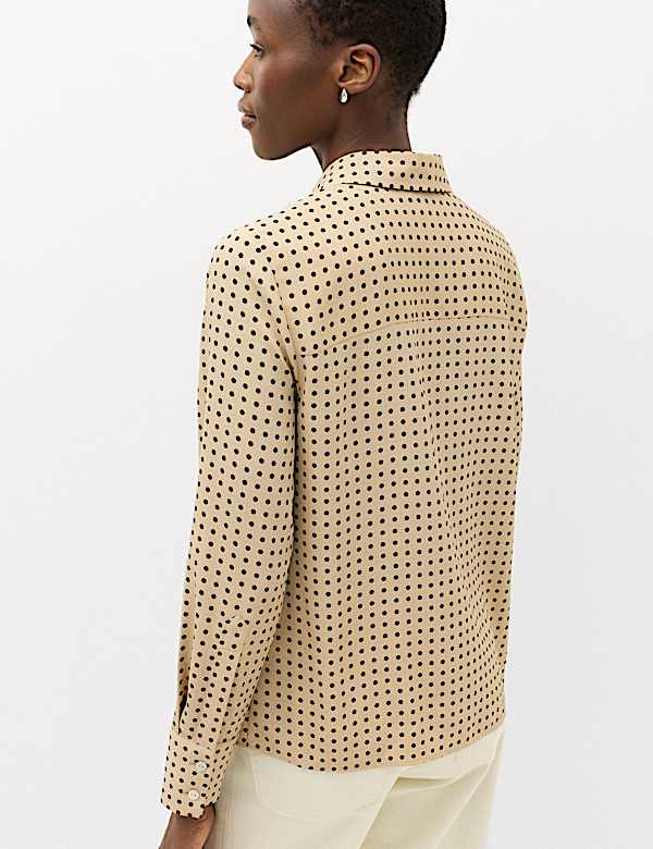 Chemise &agrave; pois et fermeture boutonn&eacute;e avec encolure - LU