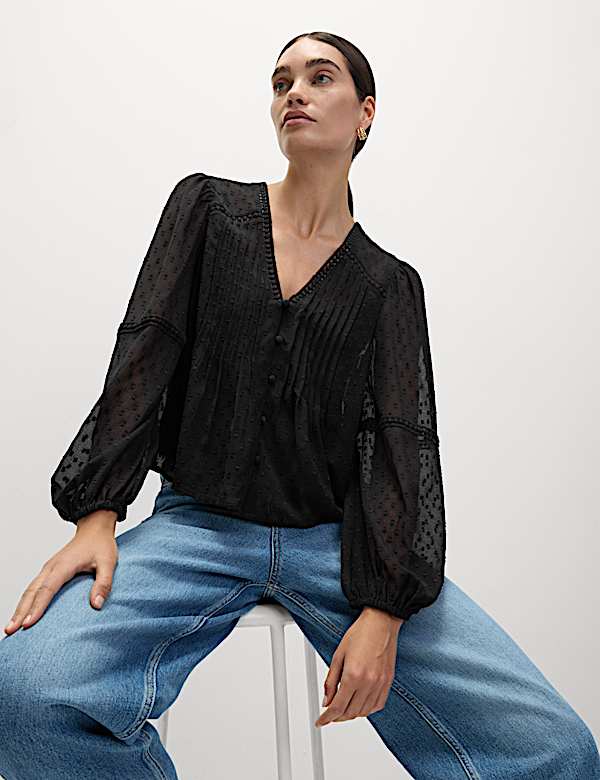 Dobby Textured V-Neck Long Sleeve Blouse