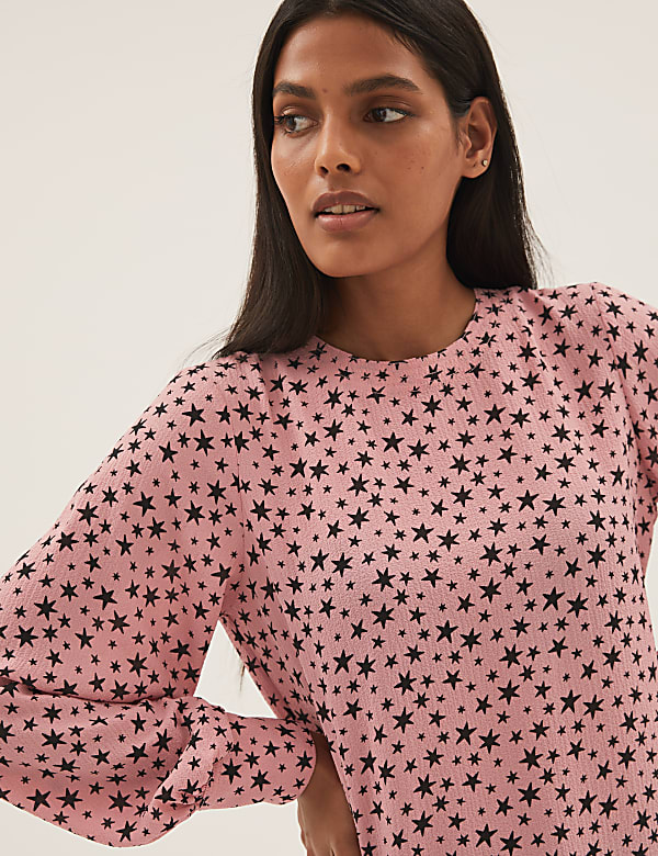 Star Print Round Neck Long Sleeve Blouse