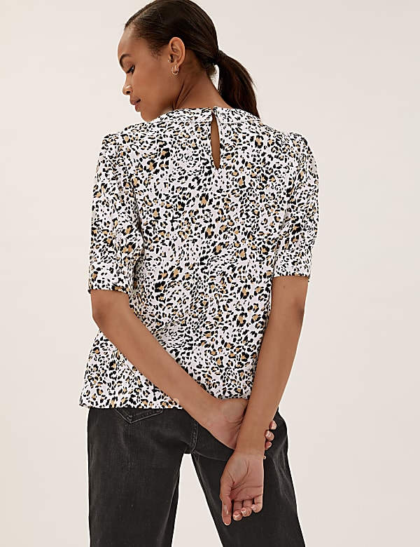 Animal Print Peter Pan Collar Top