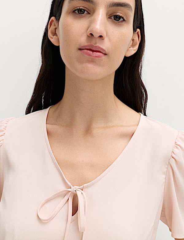 V-Neck Tie Detail Fitted Angel Sleeve Top