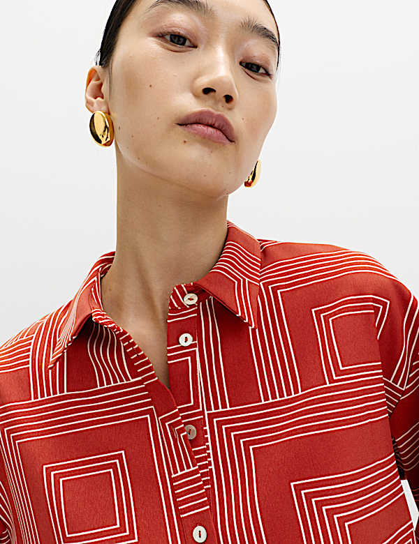 Geometric Print Collared Shirt