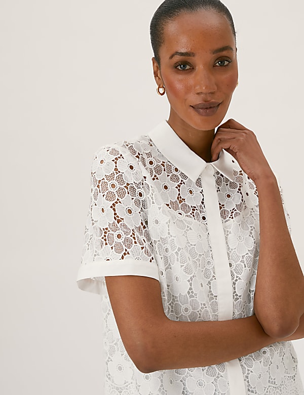 Lace Collared Short Sleeve Shirt