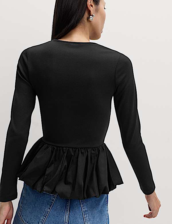 Top s přidaným volánkem a balónovým lemem - CZ