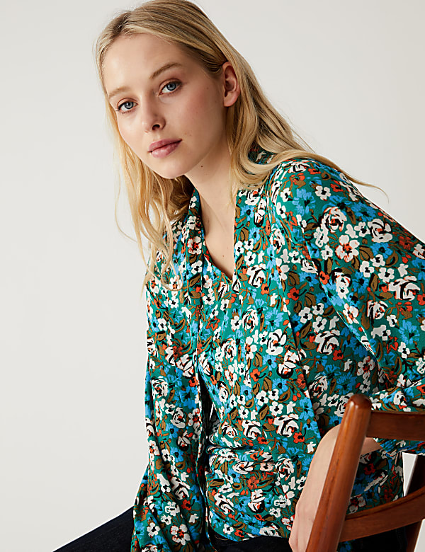 Printed Tie Neck Blouse