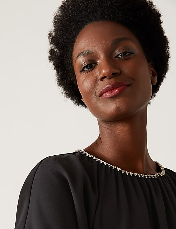 Embellished Round Neck Short Sleeve Top