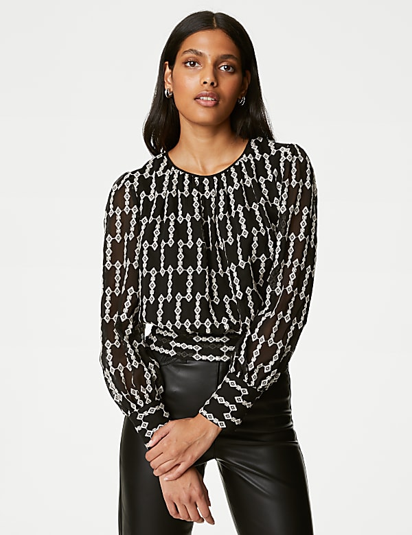 Geometric Round Neck Blouson Sleeve Blouse