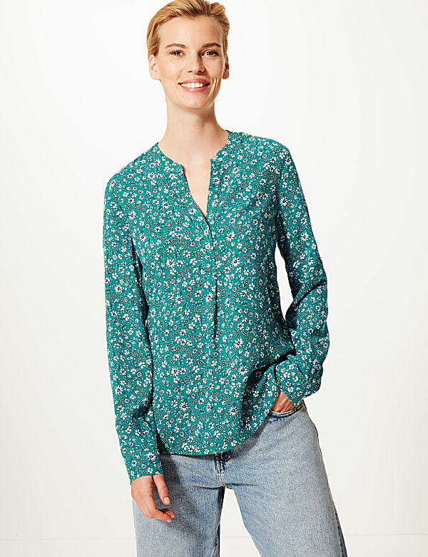 Floral Print Button Detailed Blouse