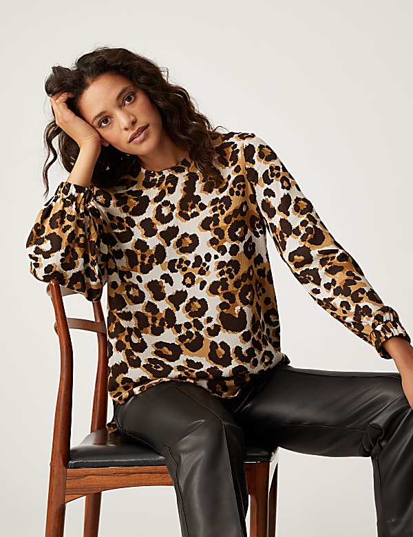 Animal Print Round Neck Long Sleeve Top