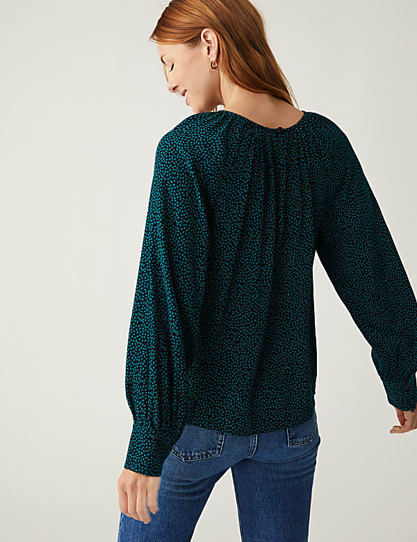 Printed Round Neck Long Sleeve Top