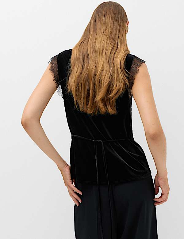 Velvet V Neck Lace Insert Cami Top - UA