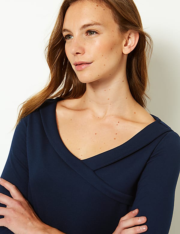 V-Neck 3/4 Sleeve T-Shirt