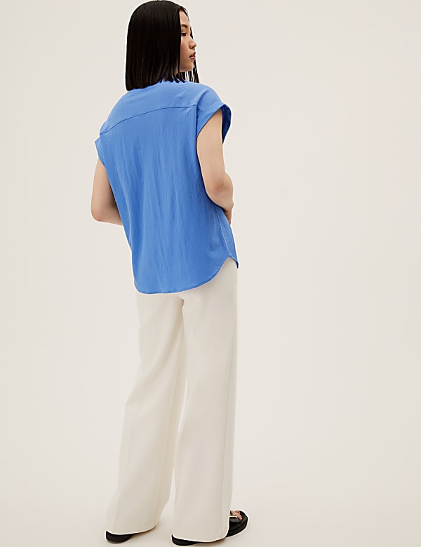 Collared Regular Fit Short Sleeve Shirt