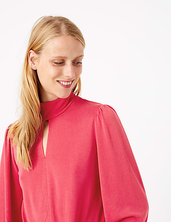 Keyhole Long Sleeve Top