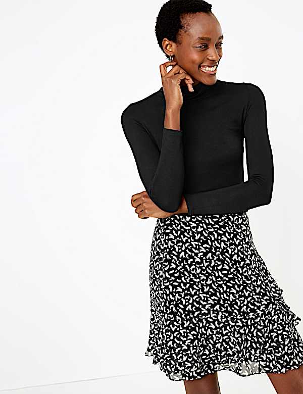 Fitted Funnel Neck Top