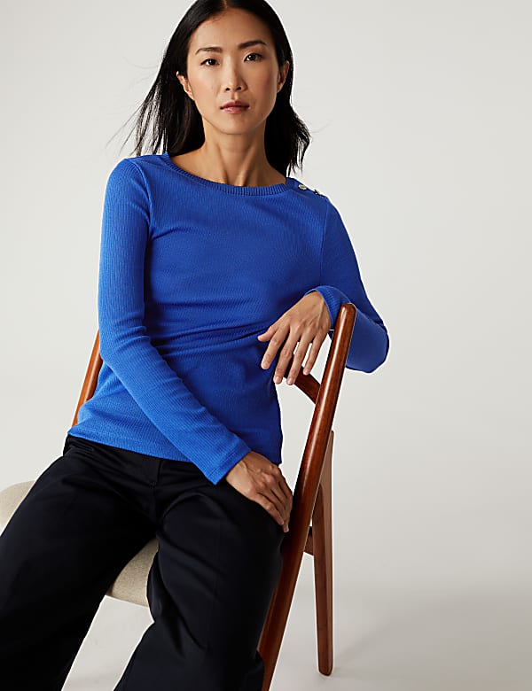 Ribbed Slash Neck Fitted Top