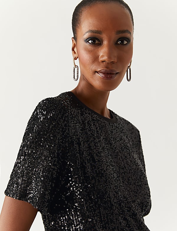 Sequin Round Neck Regular Fit Top