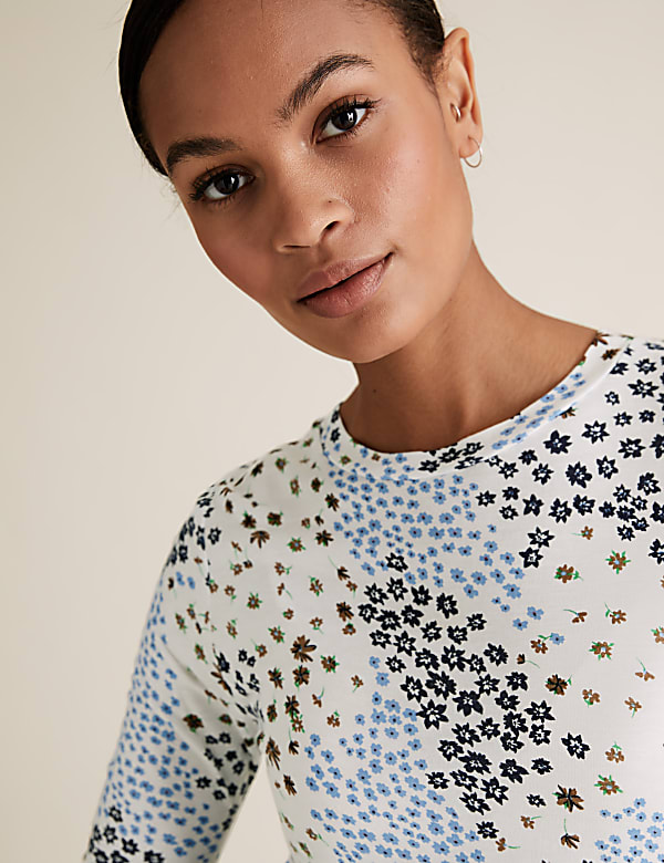 Floral High Neck Fitted Half Sleeve Top
