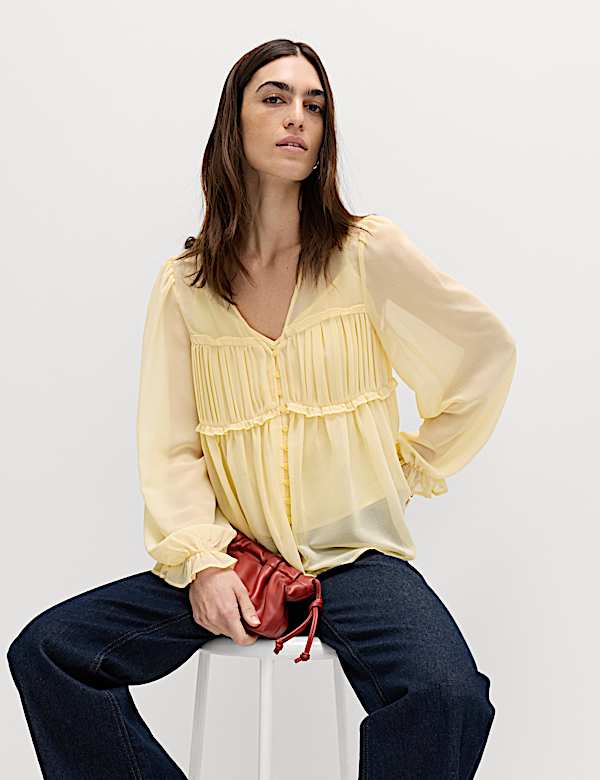 חולצת שרוול ארוך עם עיטור מלמלה וצווארון וי - IL