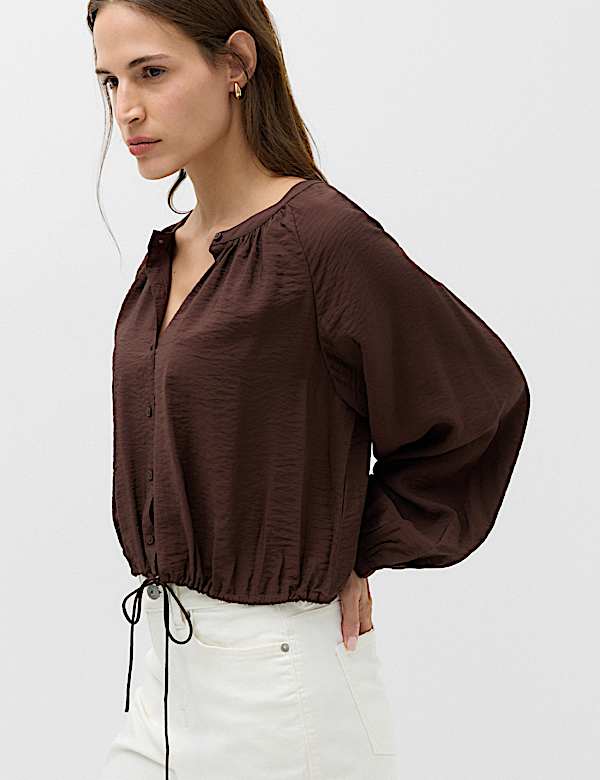 Durchgekn&ouml;pfte Bluse mit Kordelzug - AT