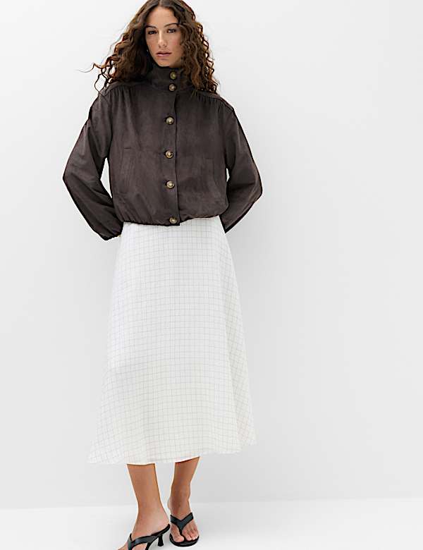 Suedette Funnel Neck Short Jacket - DK