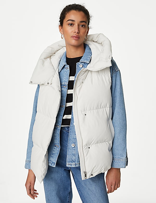 Feather & Down Hooded Gilet - HU