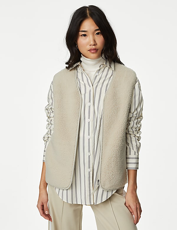 Borg Lightweight Collarless Gilet