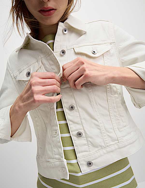 Veste en jean de coton extensible - BE