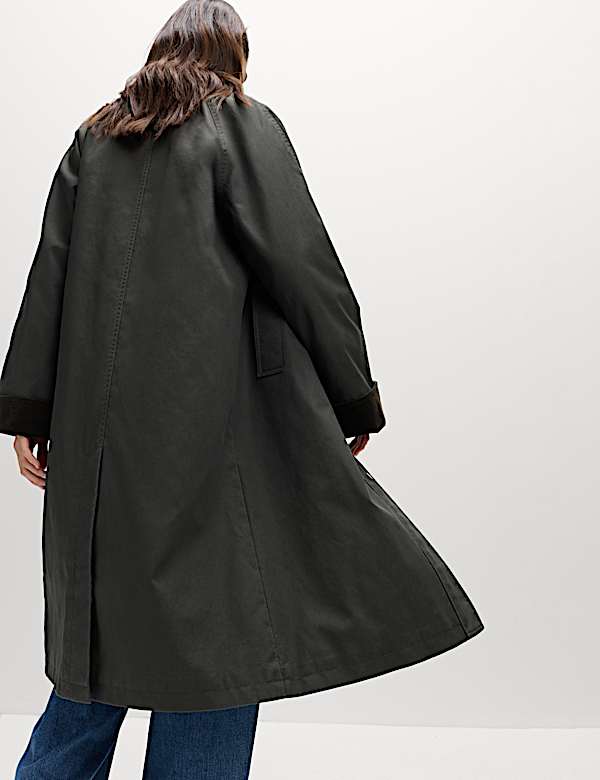 מעיל נסיעות מבד עשיר בכותנה עם כיסים וצווארון - IL