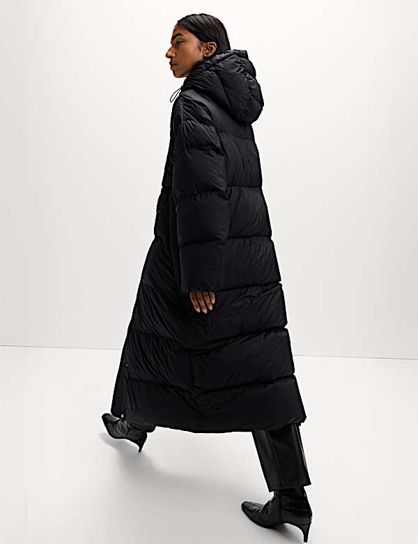 מעיל פוך ונוצות מרופד בשילוב Stormwear™‎ - IL