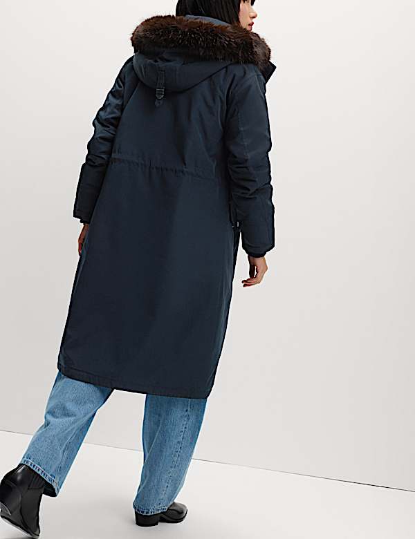 מעיל פארקה בגזרה ארוכה בשילוב Stormwear™‎ עם כיסים וקפוצ'ון - IL