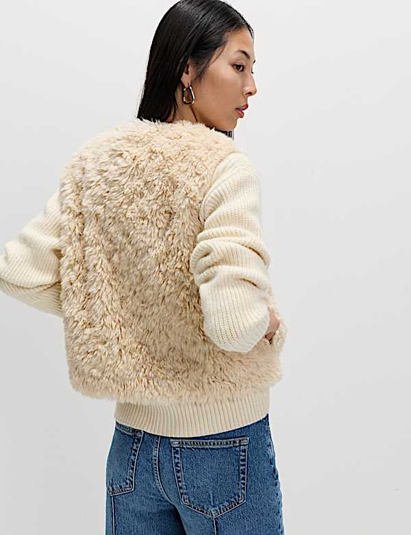 Faux Fur Textured Gilet - SE