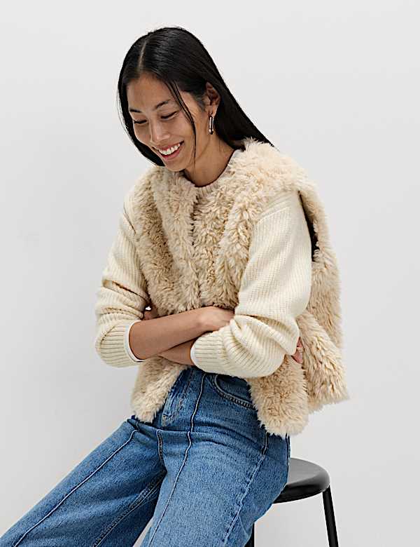 Faux Fur Textured Gilet - SE