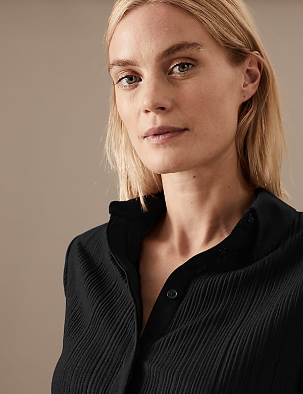 Jersey Plisse Collared Relaxed Shirt