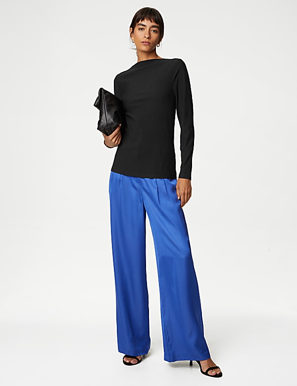 Jersey Plisse Slash Neck Top